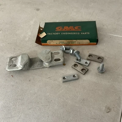 Camión GM GMC Chevrolet 2378641 60-63 diestro delantero nuevo de lote Foto 1 de 2