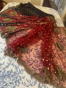 Vintage indischer Dupatta oder Sari Netz Netz bestickt rot gold Pailletten Perlen - Bild 1 von 13