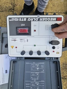MEGGER DLRO BT51 LOW RESISTANCE OHMMETER - Picture 1 of 2