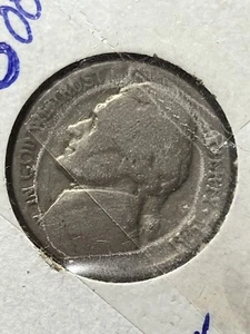 1941 Error War Nickel Jefferson Letter Touching Rim No Mint Mark🔥 - Picture 1 of 2