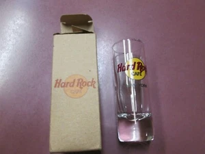 NEU MIT BOX HARD ROCK CAFE NEW YORK SCHNAPSGLAS SHOOTER SCHWARZE BUCHSTABEN TOLLES GESCHENK! - Bild 1 von 2