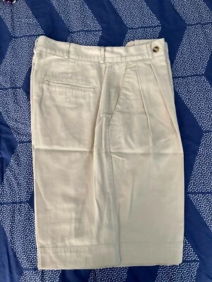 Structure (Express) Beige khaki Color Pleated Cotton Men's Shorts Size 32 - Image 1 of 3