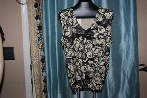 Neu mit Etikett $ 49,00 RENA ROWAN STRETCH-BLUSE Größe Large L - Bild 1 von 2