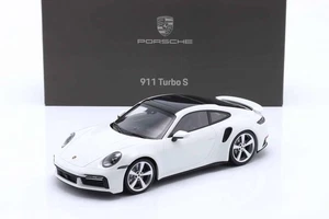 Minichamps - 1:18 Porsche 911 (992) Turbo S 2021 Blanco - Porsche Exclusive Di... - Imagen 1 de 6
