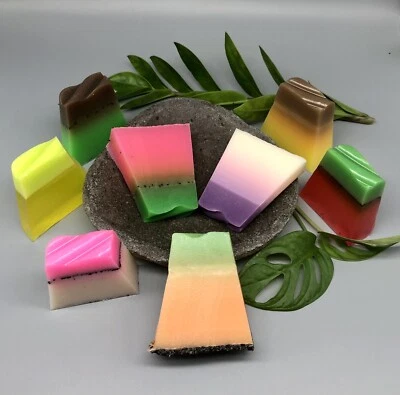 8er Mix handgemachte tropische Seifen Gesamtgewicht ca. 320g - Bild 1 von 4