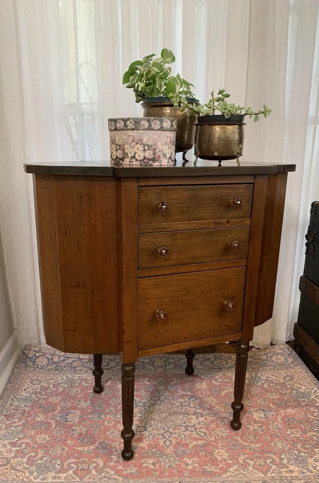 vintage mahogany Martha Washington sewing stand/nightstand/end table/cabinet - Image 1 of 4