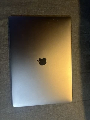 Laptop Apple MacBook Pro 15" (512GB SSD, Intel Core i9 6 Core 2.90GHz) - T-Bar Foto 1 de 4