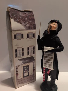 VINTAGE Byers CHOICE Carolers 1988 Composer Man On Green base In ORIGINAL BOX - Picture 1 of 6
