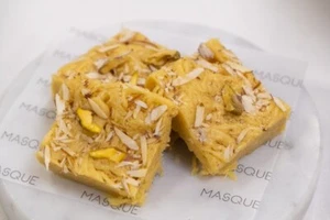 sweets traditional indian sweet standar patisa with sweet 1kg with box free ship - Picture 1 of 9