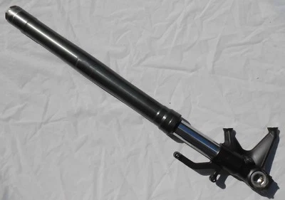 2011 11 KAWASAKI NINJA ZX6R ZX6 ZX LEFT UPPER FORK TUBE CAP SPRING PARTS OEM Foto 1 de 4