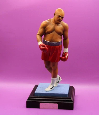 1995 Art of Sports George Foreman Boxing Figure Red Trunks with Base Sculpture Cover