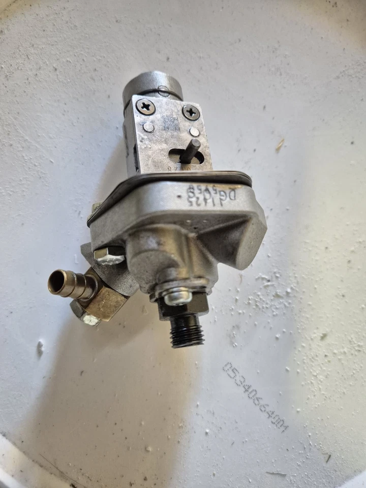 KUBOTA Injector Pump - Image 1 of 1