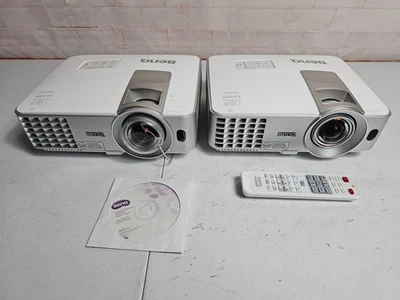 QTY 2 - BenQ MW632ST WXGA Short Throw Projector 3200 Lumens (scratched lens) - Image 1 of 2