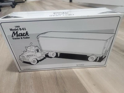 Remolque tractor First Gear 1960 Mack modelo B-61 Foto 1 de 4