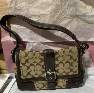 COACH HAMPTON F12641 BROWN SIGNATURE JACQUARD & LEATHER FLAP SHOULDER BAG PURSE - Picture 1 of 13