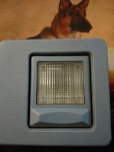 Mark III FURGONETA INTERIOR LÁMPARA DOMO MAPA LECTURA LUZ NUEVO ORIGINAL 1989 A 1996 - Imagen 1 de 1