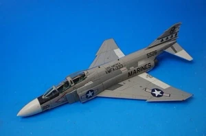 Trébol 1:72 F-4J Phantom VMFA-333 201 HA1911 Hobby Master - Imagen 1 de 8