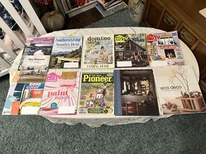Interior Design Book Lot HGTV Magazine, Eco Deco, Southern Living Country Living - Bild 1 von 8