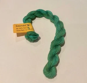 Silk 8 meters Gumnut Aztecs Threads Hand-dye Emerald Green 6 ply Embroidery - Picture 1 of 1