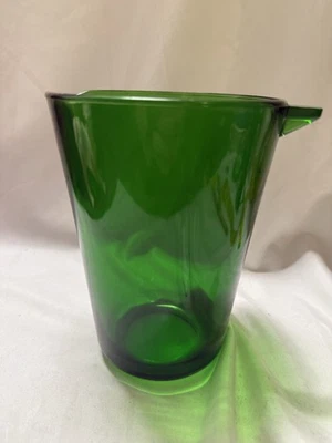 Jarro de vidro verde esmeralda vintage Vereco França entretenimento em barra - Imagem 1 de 4