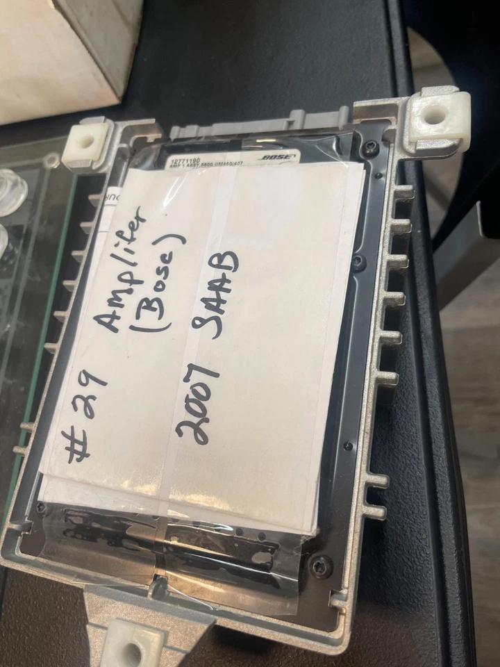 Bose Amplifier (Saab) - Image 1 of 3