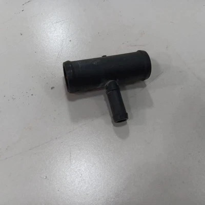 Nissan Versa 1.6 Coolant Line Crossover Pipe  2023 2022 2021 2020 - Image 1 of 4