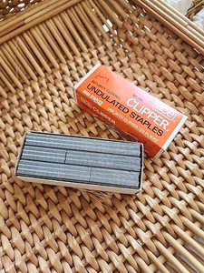 Ace Clipper n. 700 graffette ondulate 5000 pz graffette - Foto 1 di 10