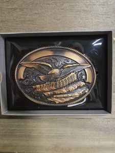 NOCONA MENS COPPER EAGLE WITH AMERICAN FLAG OVAL BELT BUCKLE NEW IN BOX - Picture 1 of 3