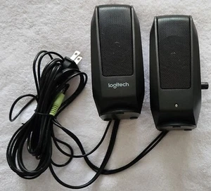 Logitech S-120 2.0 Desktop Multimedia Computer Speakers 3.5mm Jack 880-00803 - Picture 1 of 1