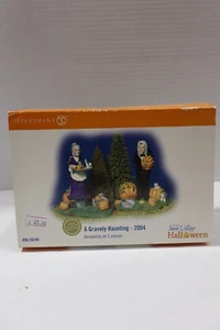 Dept 56 Snow Village Halloween Accessory ~ A Gravely Haunting 2006 ~ # 54705 - Picture 1 of 4