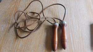 Vintage Wooden Handle Skipping Rope With Bearings Boxing - Picture 1 of 3