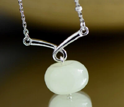 T09 Collier Collana con Ciondolo Giada Bianco 925 Argento Sterling - Immagine 1 di 4