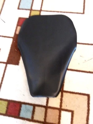 Funda de asiento negra hecha a mano personalizada HONDA TRANSALP XL600V 1987-1999 Foto 1 de 2