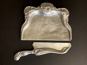 Antique Cake Slicer & Server RARE FIND Aluminum Good Condition - Picture 1 of 3