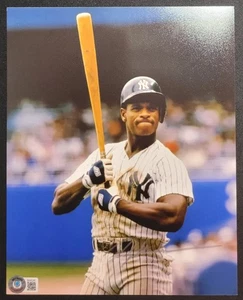 RICKEY HENDERSON AUTOGRAPHED SIGNED 8X10 PHOT0 NEW YORK YANKEES BECKETT COA - Picture 1 of 5