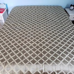 Lenox Laurel Leaf Lattice Tablecloth 70x84" Sage Green Holiday Christmas - Picture 1 of 6