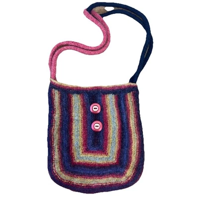 Bolsa de ombro de feltro roxa colorida botão magnético retrô boho hippie anos 70 - Imagem 1 de 4