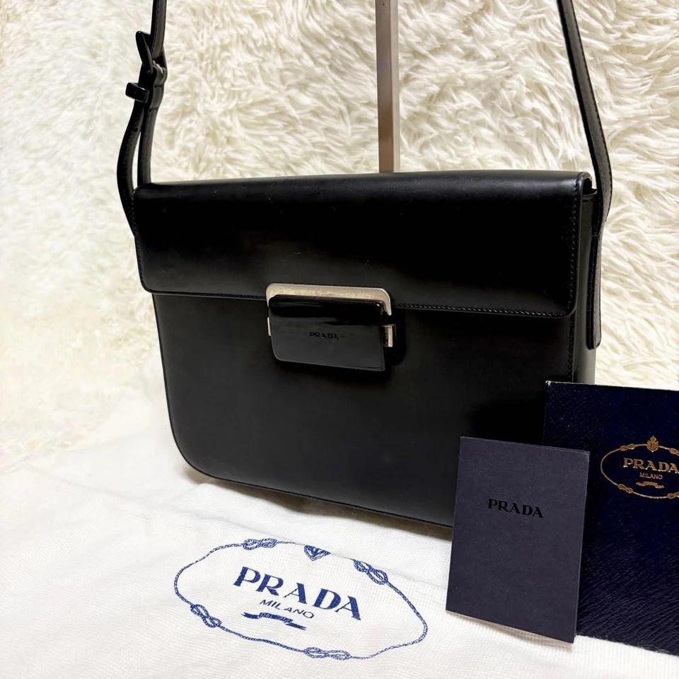 Auténtico bolso de hombro de cuero PRADA negro para mujer Italia 126762 Foto 1 de 4
