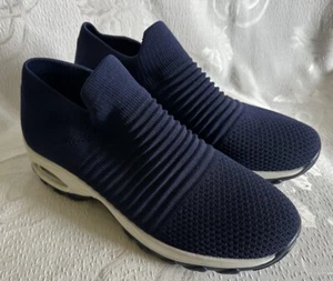 Damen-Slipper Wanderschuhe marineblau Größe 9,5 gebraucht, in einwandfreiem Zustand - Bild 1 von 12