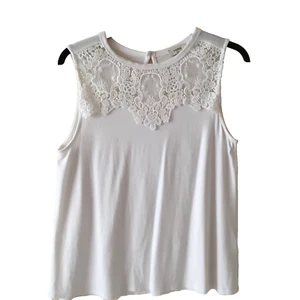Matalan Ladies Size 14 White Round Neck Sleeveless Embellished Lace Front Top - Picture 1 of 6