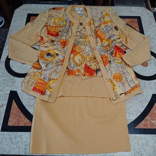 C'è un leggero problema Celine lana e seta set tre pezzi