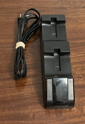 Nyko Charge Base 4 For Sony PS4  83200-A50 Base Only - Image 1 of 3