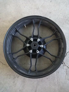 CERCHIO RUOTA POSTERIORE MOTO GUZZI V7 III 887573 - Imagen 1 de 4