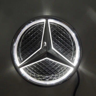 Luz LED con logotipo emblema de estrella de parrilla para Mercedes-Benz W205 W207 E200 E300 C200 C300 Foto 1 de 4