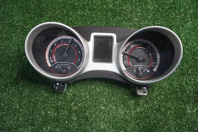 Dodge Journey 2017 2018 velocímetro calibre clúster fabricante de equipos originales 37 k millas 68310781AA Foto 1 de 3