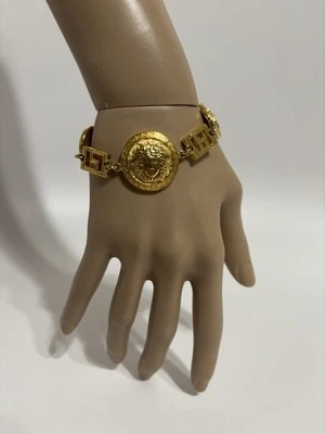 Pulsera Medusa Oro Gianni Versace De Colección Foto 1 de 4