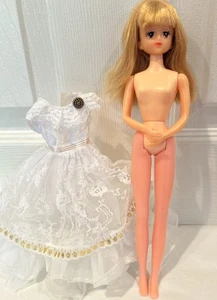 Muñeca TOMY Licca-chan - Muñeca de moda japonesa vintage, vestido y zapatos, usada - Imagen 1 de 10