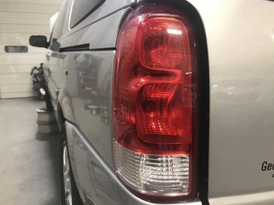 Lanterna traseira esquerda para driver SV6 compatível com 05-09 Montana 2600246 - Imagem 1 de 4