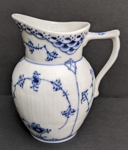 Royal Copenhagen Blue Fluted Half Lace #522 Creamer Pitcher - Picture 1 of 4