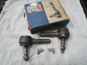 Triumph TR3 inner track rod ends, tie rod ends Quinton Hazell NOS QR795 - Picture 1 of 2